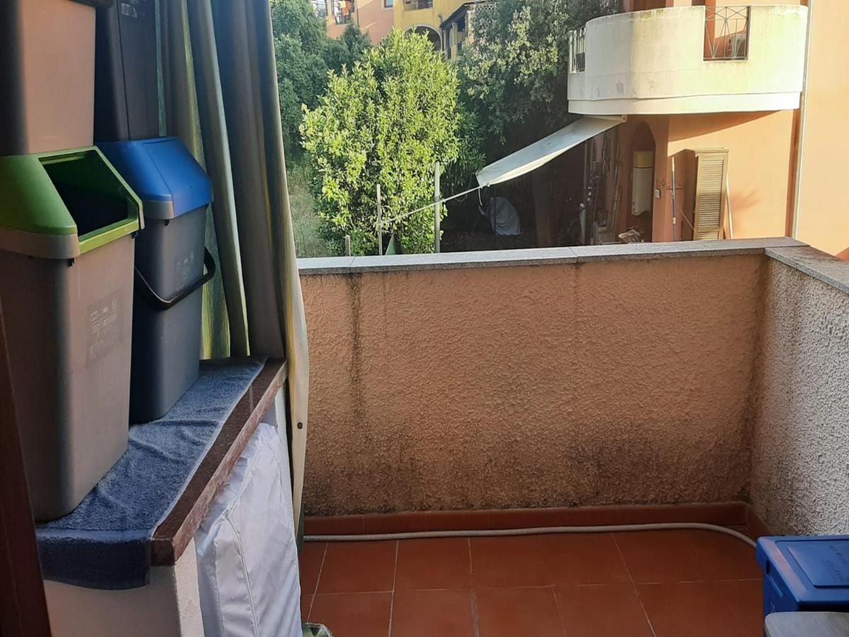 Pressi Aeroporto Costa Smeralda Ольбія Екстер'єр фото